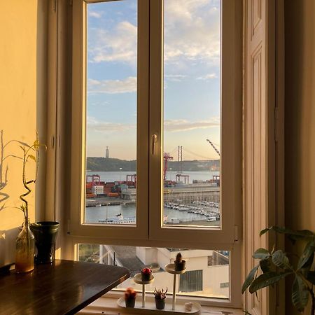 Embassy Arriaga Private Elegance Rooms In Stylish Shared Apartment Lisboa Dış mekan fotoğraf
