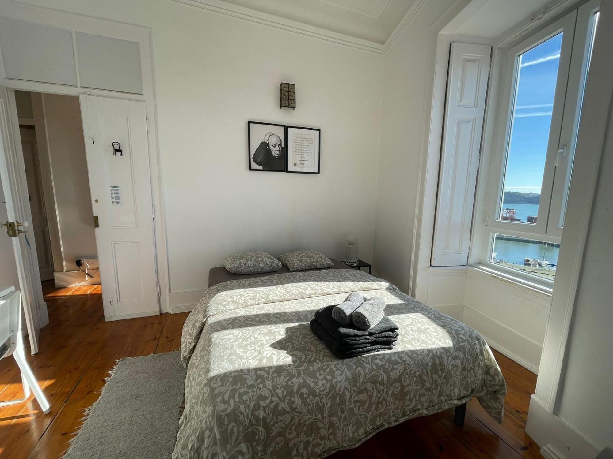 Embassy Arriaga Private Elegance Rooms In Stylish Shared Apartment Lisboa Dış mekan fotoğraf