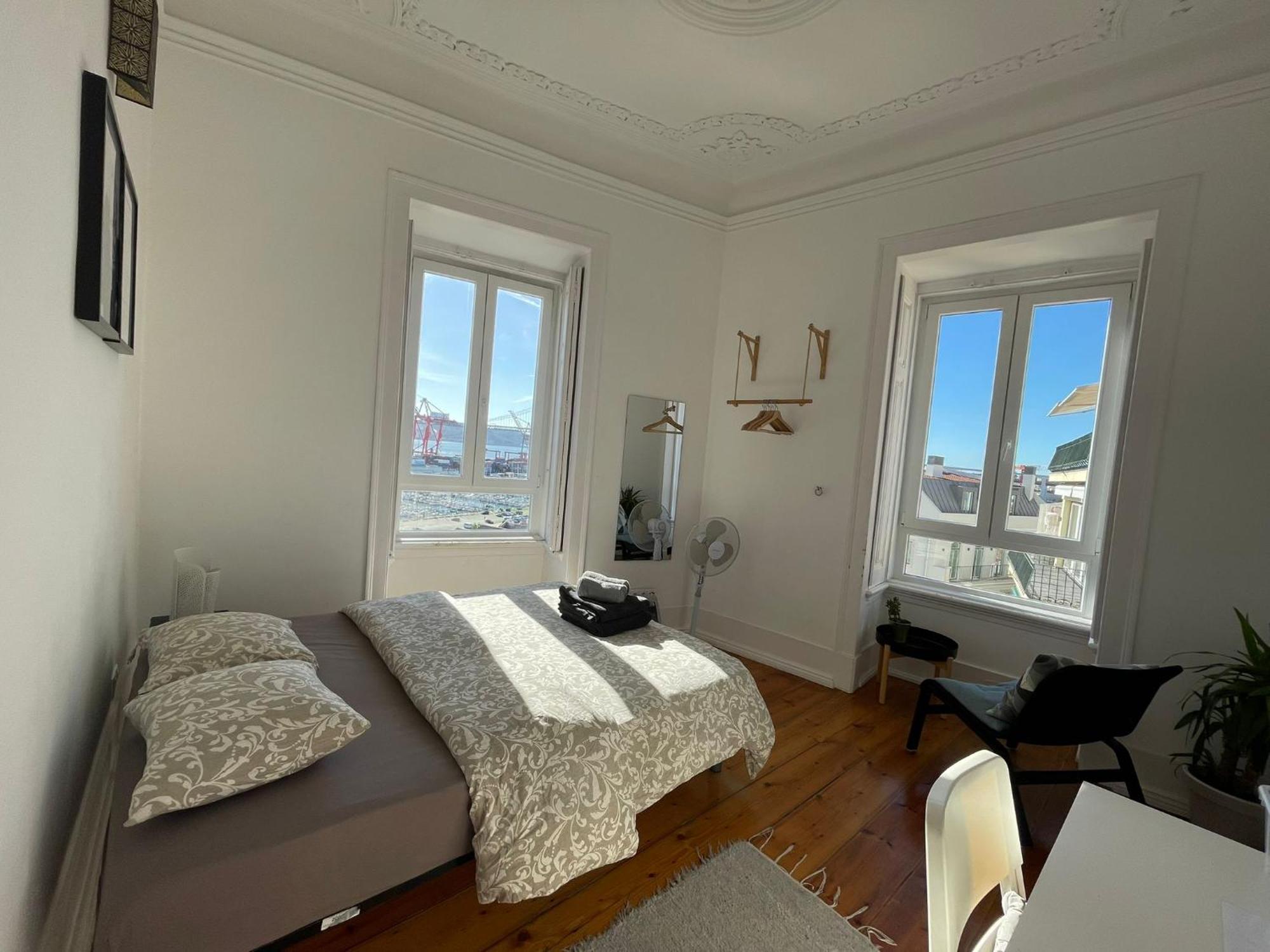 Embassy Arriaga Private Elegance Rooms In Stylish Shared Apartment Lisboa Dış mekan fotoğraf